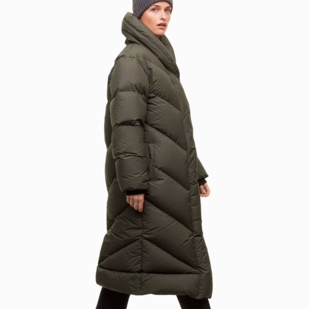 Aritzia Wilfred Meribel long puffer coat Size L